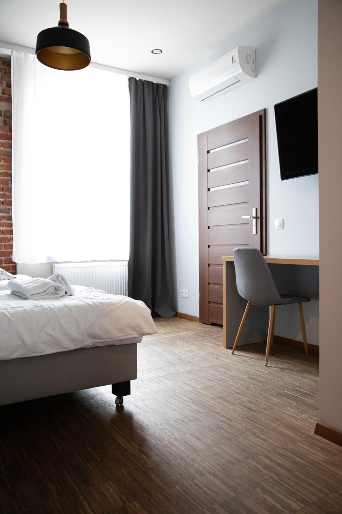 Adler Bed&Breakfast Apartment Lodz  Ngoại thất bức ảnh