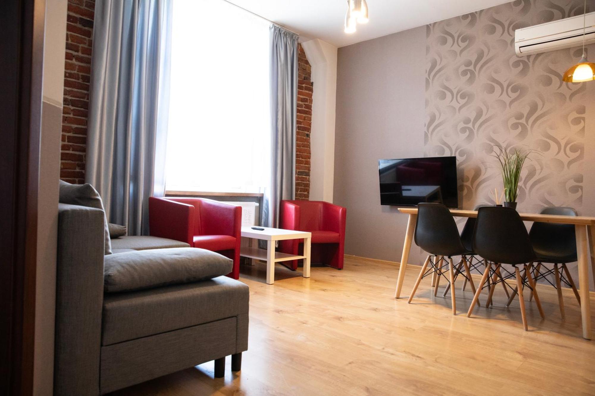 Adler Bed&Breakfast Apartment Lodz  Ngoại thất bức ảnh