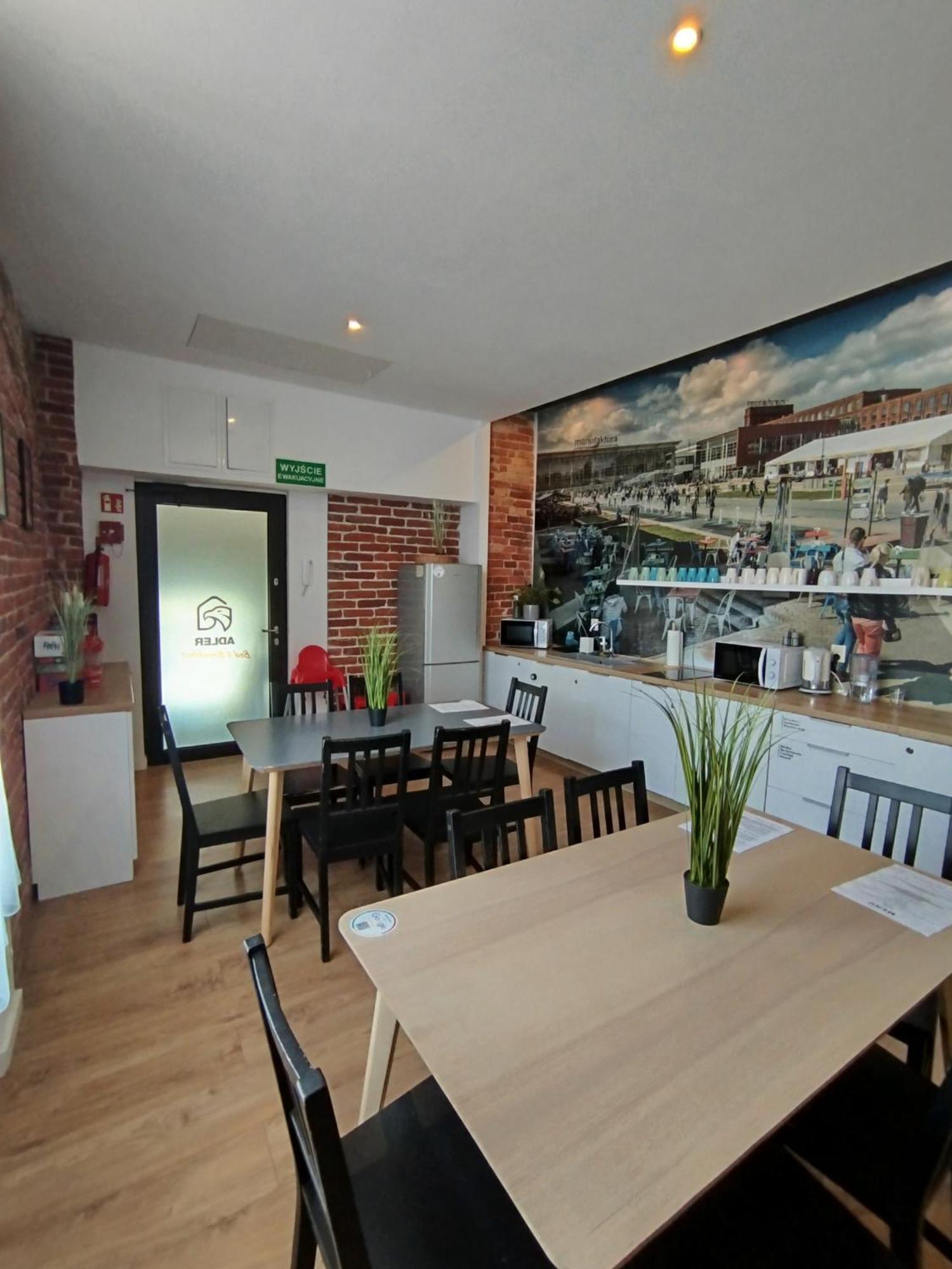 Adler Bed&Breakfast Apartment Lodz  Ngoại thất bức ảnh