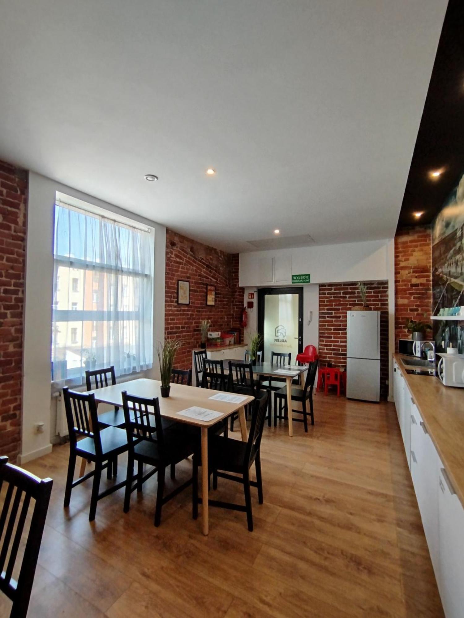 Adler Bed&Breakfast Apartment Lodz  Ngoại thất bức ảnh