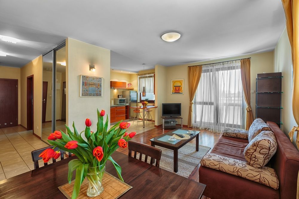 Adler Bed&Breakfast Apartment Lodz  Ngoại thất bức ảnh