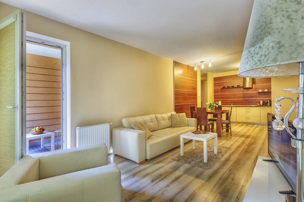 Adler Bed&Breakfast Apartment Lodz  Ngoại thất bức ảnh