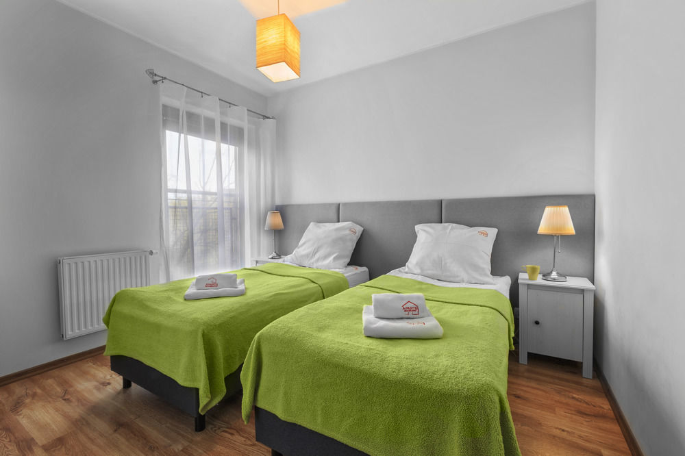Adler Bed&Breakfast Apartment Lodz  Ngoại thất bức ảnh